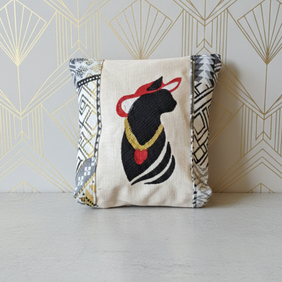 Trousse brodée chat Féline chic