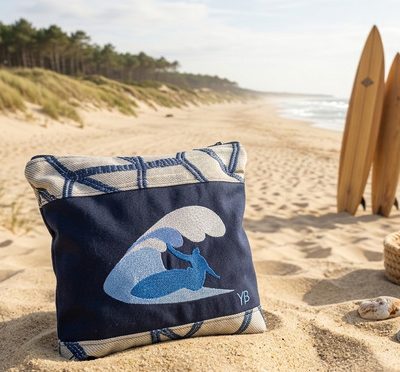 Trousse brodée sport "Belharra"