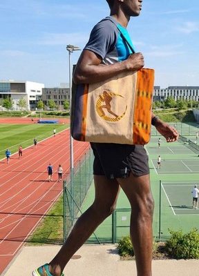 Sac brodé sport "Le Passage de Témoin"