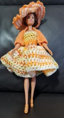 Barbie robe jaune