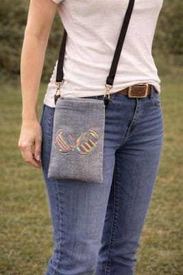 pochette téléphone papillon multicolore